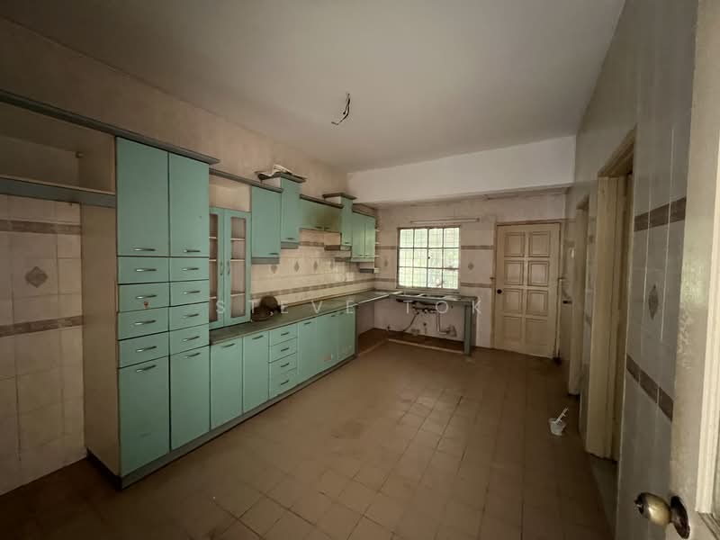 2-storey Terraced House for Sale in Bukit Rahman Putra (Sungai Buloh) - Steve Tok - Kitchen - PropertyGuru.com.my