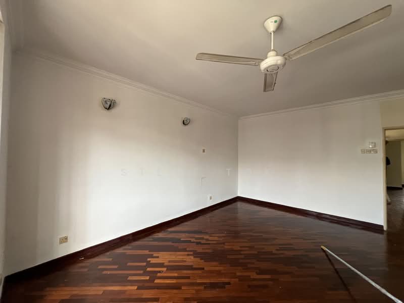 2-storey Terraced House for Sale in Bukit Rahman Putra (Sungai Buloh) - Steve Tok - Living Room - PropertyGuru.com.my