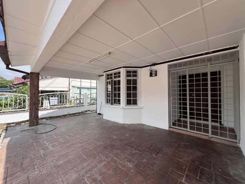 2-storey Terraced House for Sale in Bukit Rahman Putra (Sungai Buloh) - Steve Tok - Exterior - PropertyGuru.com.my