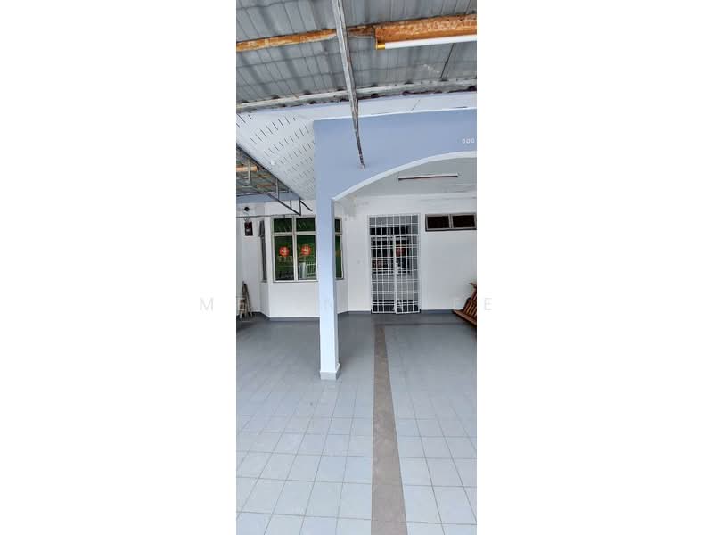 1-storey Terraced House for Rent in Taman Senai Utama (Kulai) - Melinda Ee - Exterior - PropertyGuru.com.my