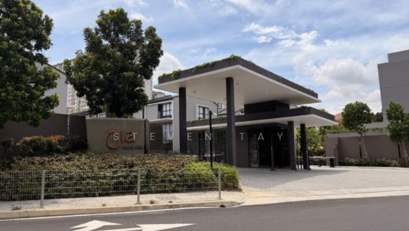 3-storey Terraced House for Sale in Taman Bukit Serdang (Seri Kembangan) - Steven Tay - Exterior - PropertyGuru.com.my