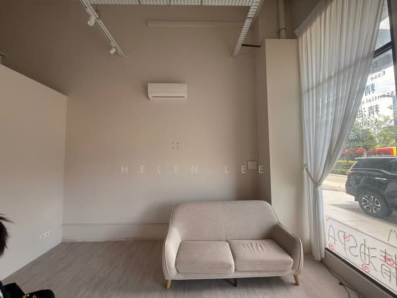 Sunway GRID Retail & Flexi Suite untuk Untuk Disewa - RM 3,500 /bulan, Mac 2026 - Living Room - PropertyGuru.com.my