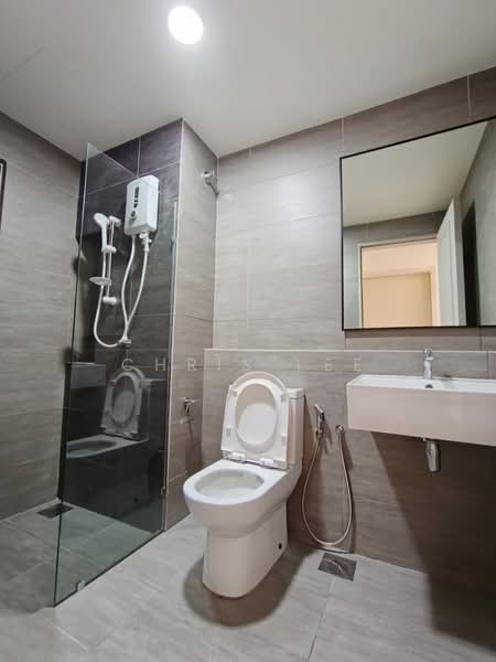 Service Residence for Rent at Maya Bay Residences @ Gamuda Cove - Chris Lee - Bathroom - PropertyGuru.com.my