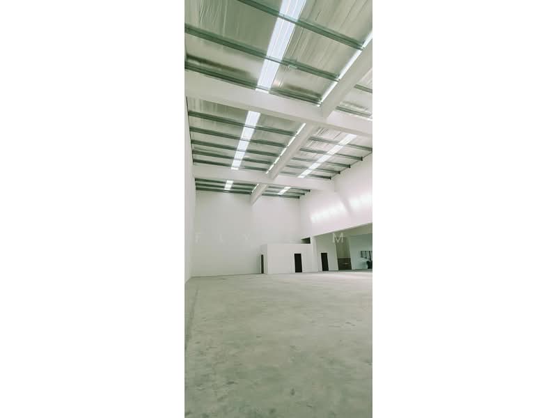 Factory for Rent in Taman Perindustrian Air Hitam (Klang) - Fly Lim - Interior - PropertyGuru.com.my