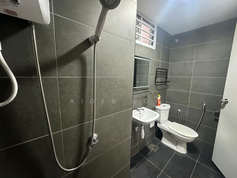 Midas @ Seri Alam untuk Untuk Disewa - RM 1,800 /bulan, Feb 2026 - Bathroom - PropertyGuru.com.my