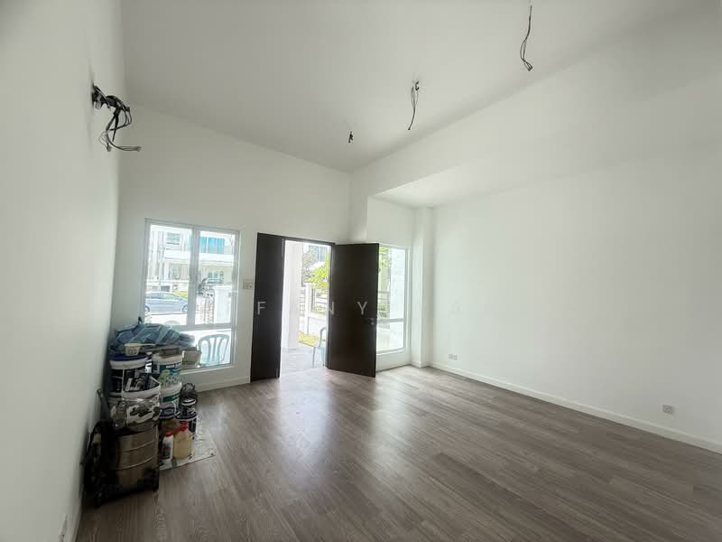 Semi-Detached House for Sale in Rawang (Selangor) - Tiffany Yang - Living Room - PropertyGuru.com.my