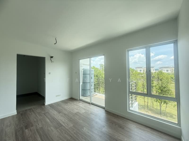Semi-Detached House for Sale in Rawang (Selangor) - Tiffany Yang - Bedroom - PropertyGuru.com.my
