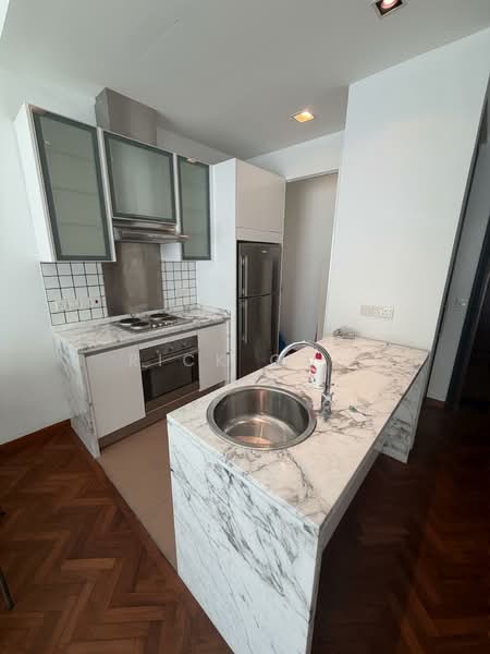 Service Residence for Sale at Straits Quay (The Suites at Waterside) - Rick Goh - Kitchen - PropertyGuru.com.my