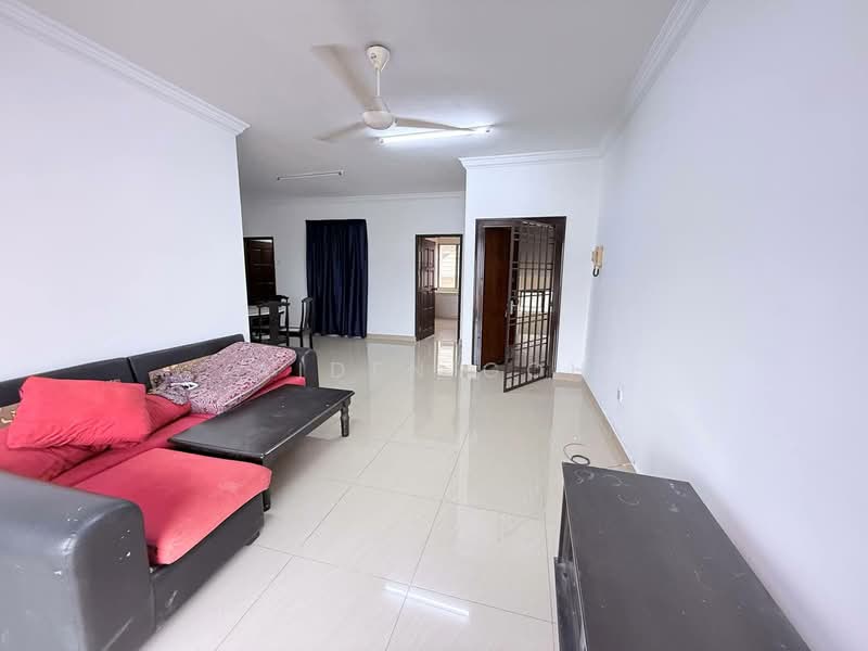 Putri Indah Condominium untuk Untuk Disewa - RM 2,500 /bulan, Mac 2026 - Living Room - PropertyGuru.com.my