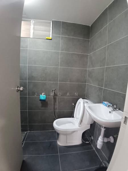 Service Residence for Rent at Midas @ Seri Alam - Jordan . - Bathroom - PropertyGuru.com.my