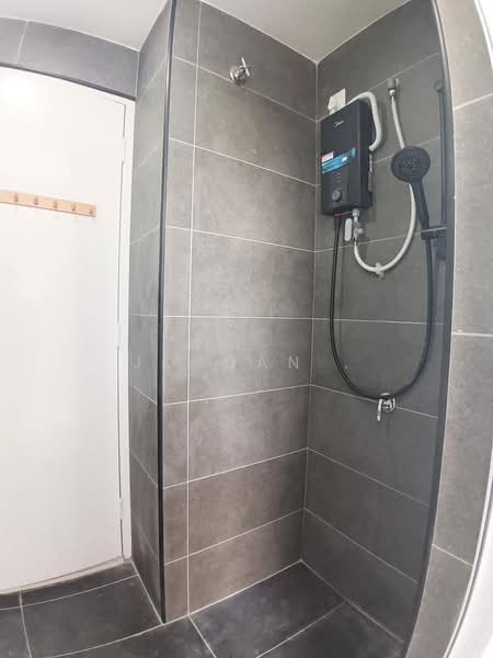 Service Residence for Rent at Midas @ Seri Alam - Jordan . - Bathroom - PropertyGuru.com.my