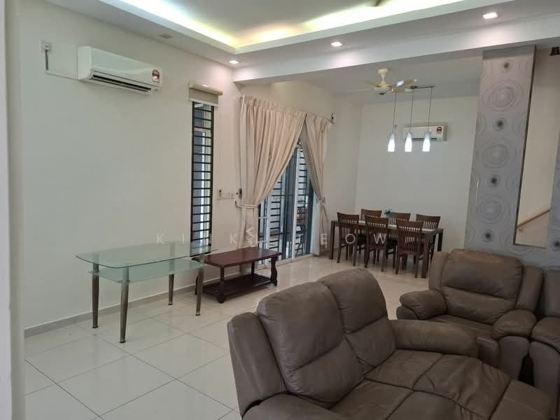 Cluster House for Rent in Bukit Indah (Iskandar Puteri (Nusajaya)) - Kinki Teow - Living Room - PropertyGuru.com.my