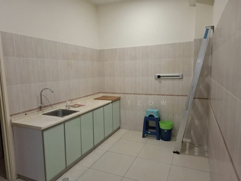 Cluster House for Rent in Bukit Indah (Iskandar Puteri (Nusajaya)) - Kinki Teow - Kitchen - PropertyGuru.com.my