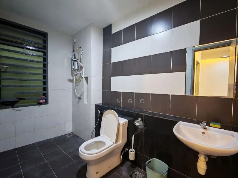 Apartment for Rent at Austin Regency (Pangsapuri Austin Perdana) - SY Ngo - Bathroom - PropertyGuru.com.my