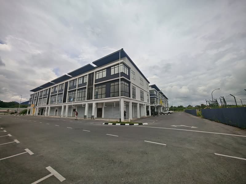 Shop / Office for Sale in Bau (Sarawak) - Leslie Loi - Exterior - PropertyGuru.com.my