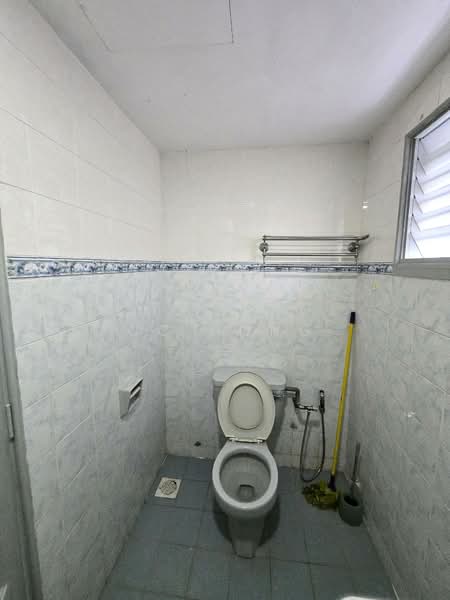 Bukit Pandan Kondominium 2 untuk Untuk Disewa - RM 1,350 /bulan, Feb 2026 - Bathroom - PropertyGuru.com.my