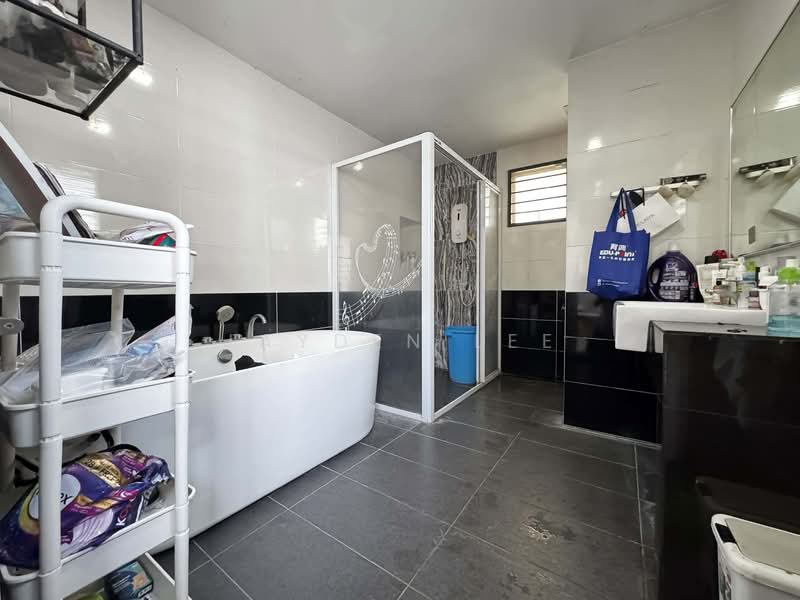 2-storey Terraced House for Sale in BANDAR PUCHONG JAYA (Puchong) - Jayden Lee - Bathroom - PropertyGuru.com.my