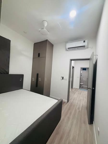 Condominium for Rent at Lakefront Residence - Jessie Chen - Bedroom - PropertyGuru.com.my
