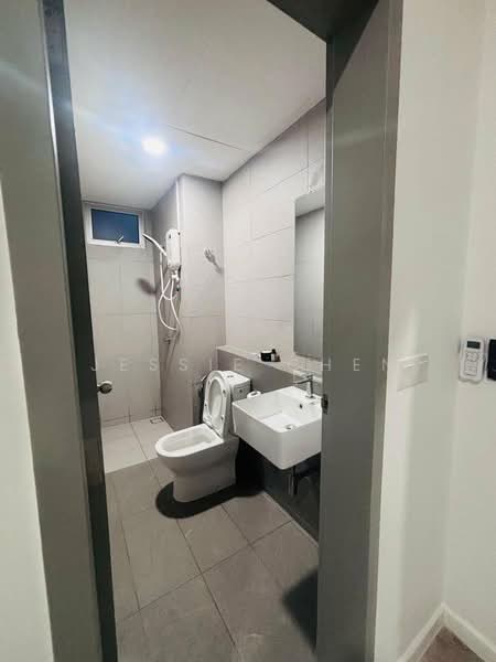 Condominium for Rent at Lakefront Residence - Jessie Chen - Bathroom - PropertyGuru.com.my