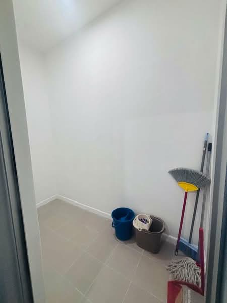 Condominium for Rent at Lakefront Residence - Jessie Chen - Interior - PropertyGuru.com.my