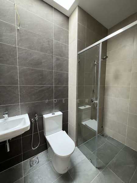 3-storey Terraced House for Rent in BANDAR PUCHONG JAYA (Puchong) - Joe ER - Bathroom - PropertyGuru.com.my