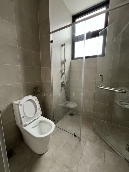 3-storey Terraced House for Rent in BANDAR PUCHONG JAYA (Puchong) - Joe ER - Bathroom - PropertyGuru.com.my