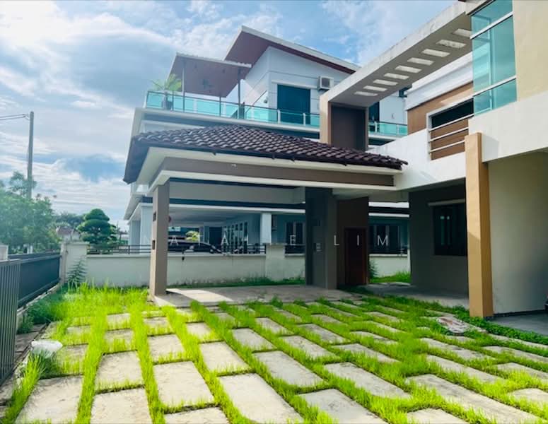 Bungalow for Sale in Orchard Villa (Simpang Ampat) - Natalie Lim - Exterior - PropertyGuru.com.my