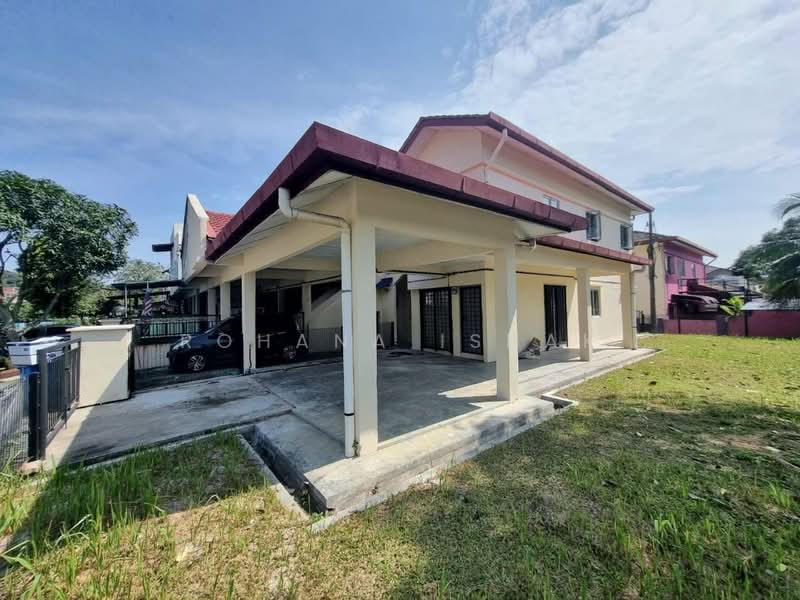 Townhouse for Sale in Shah Alam (Selangor) - Rohana Ishak - Exterior - PropertyGuru.com.my