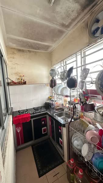 2-storey Terraced House for Sale in Taman Sierra Perdana (Masai) - Seven Kong - Kitchen - PropertyGuru.com.my