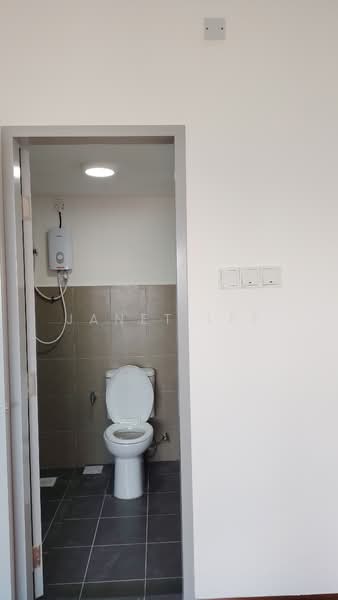 Sri Angsana Hilir untuk Untuk Disewa - RM 1,800 /bulan, Mac 2026 - Bathroom - PropertyGuru.com.my