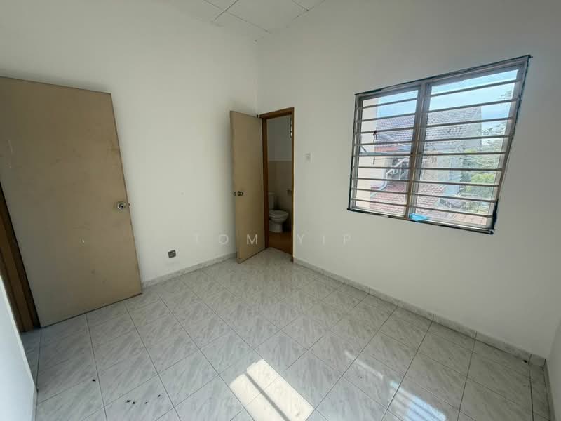 2-storey Terraced House for Sale in Saujana Rawang (Rawang) - Tom Yip - Interior - PropertyGuru.com.my