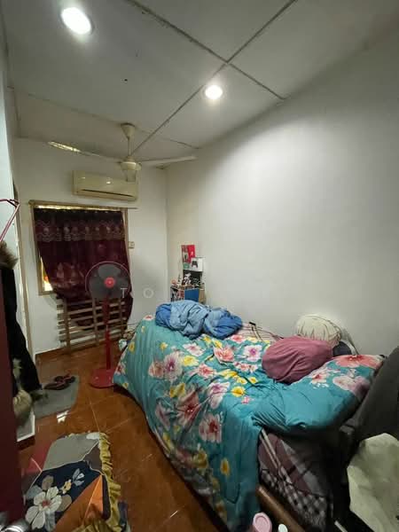 2-storey Terraced House for Sale in Kota Bidari (Rawang) - Tom Yip - Bedroom - PropertyGuru.com.my