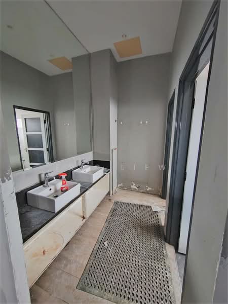 Shop for Rent in Danau Kota (Setapak) - Eric Liew - Bathroom - PropertyGuru.com.my