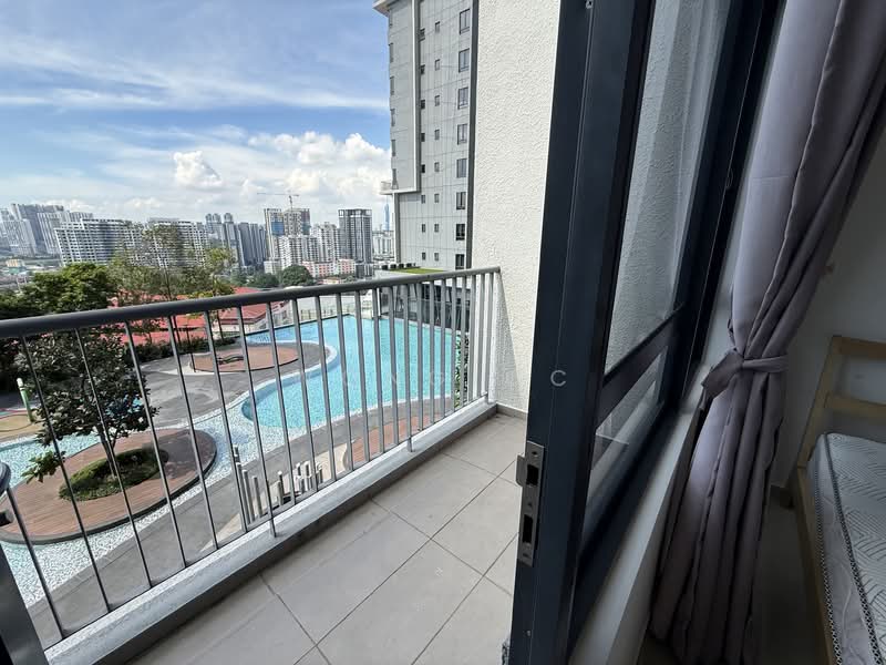 Nidoz Residences @ Desa Petaling untuk Untuk Disewa - RM 3,099 /bulan, Feb 2026 - Balcony attached with bedroom 01 - PropertyGuru.com.my