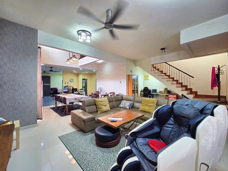 Semi-Detached House for Sale in Saujana Utama (Selangor) - Shiqin Saidin - Living Room - PropertyGuru.com.my