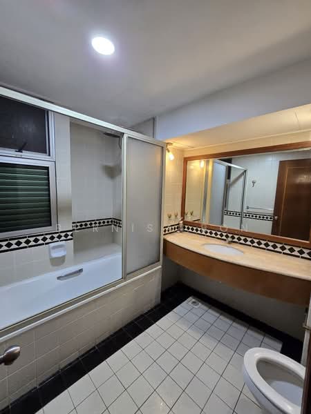 Riana Green Condominium untuk Untuk Disewa - RM 3,200 /bulan, Mac 2026 - Bathroom - PropertyGuru.com.my