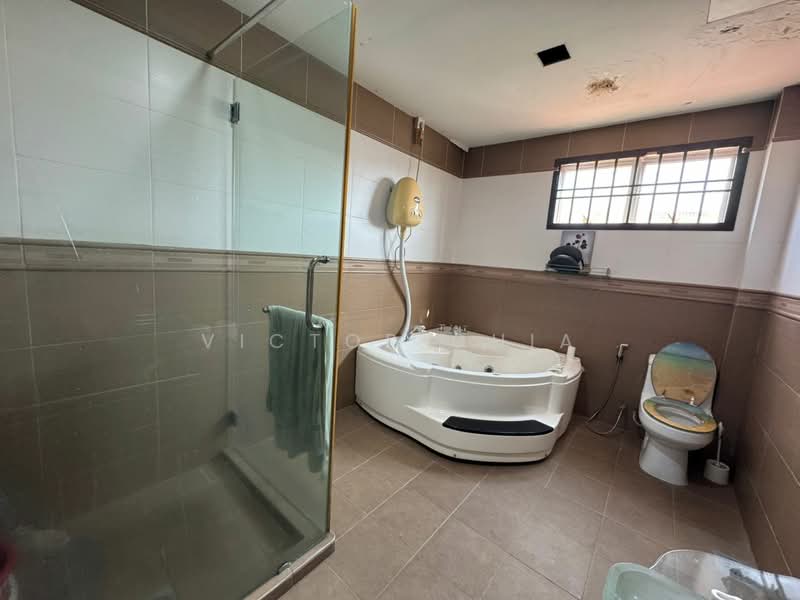 Sutera Utama untuk Untuk Dijual - RM 1,700,000, Mac 2026 - Bathroom - PropertyGuru.com.my