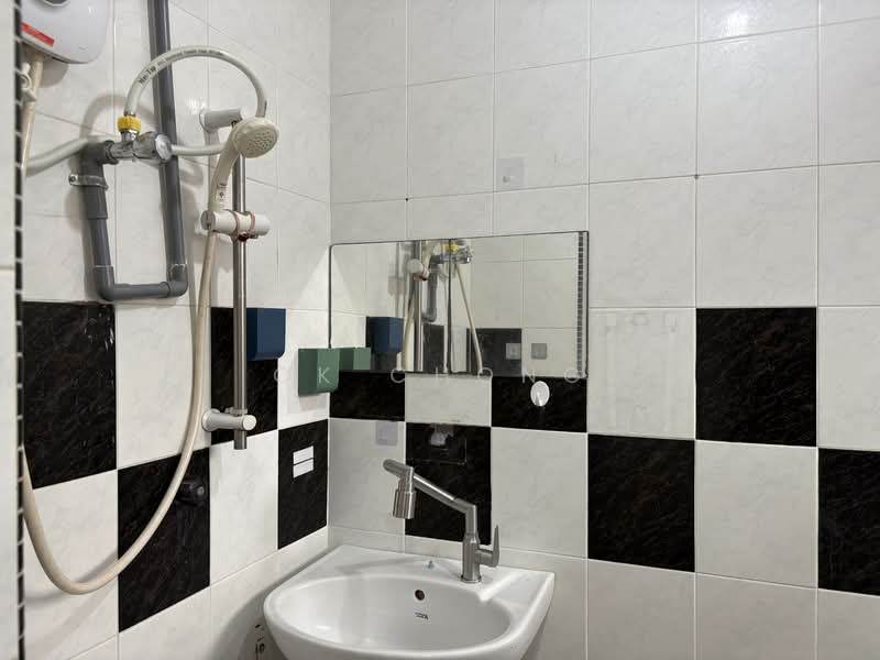 2 Storey Terrace House Cheras Taman Midah Kuala Lumpur untuk Untuk Dijual - RM 998,000, Mac 2026 - Bathroom - PropertyGuru.com.my