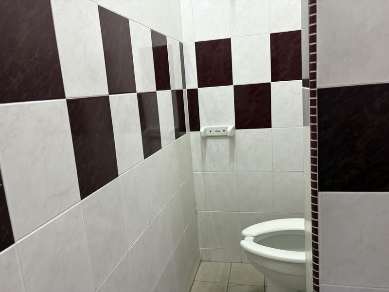 2 Storey Terrace House Cheras Taman Midah Kuala Lumpur untuk Untuk Dijual - RM 998,000, Mac 2026 - Bathroom - PropertyGuru.com.my