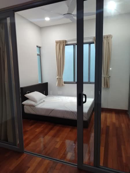 Semi-Detached House for Rent in Bandar Putra Permai (Seri Kembangan) - Chiew Hoei Yeoh - Bedroom - PropertyGuru.com.my