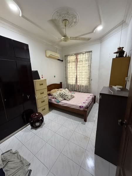 Taman Universiti untuk Untuk Dijual - RM 432,000, Mac 2026 - Bedroom - PropertyGuru.com.my