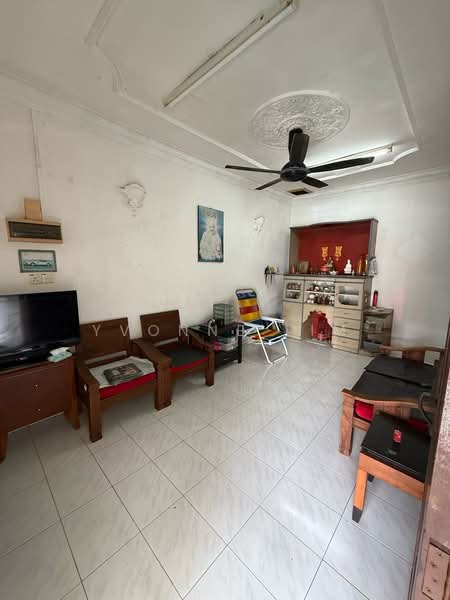 Taman Universiti untuk Untuk Dijual - RM 432,000, Mac 2026 - Living Room - PropertyGuru.com.my