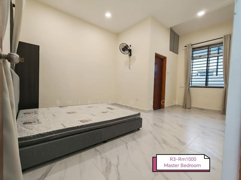 1-storey Terraced House for Rent in Bandar Putra (Kulai) - Shirleen Koh - Master Bedroom - PropertyGuru.com.my