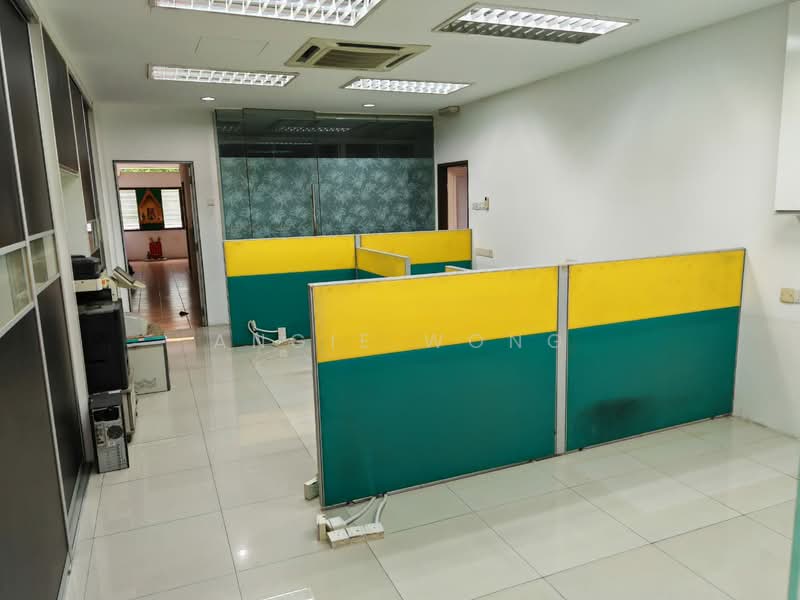 Shop for Sale in Taman Cahaya Bercham (Ipoh) - Angie Wong - Interior - PropertyGuru.com.my