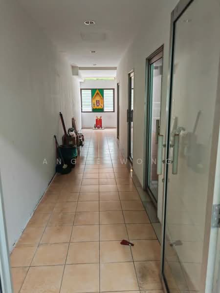 Shop for Sale in Taman Cahaya Bercham (Ipoh) - Angie Wong - Corridor - PropertyGuru.com.my
