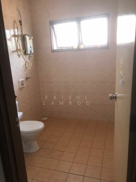 Precinct 16 untuk Untuk Dijual - RM 1,290,000, Mac 2026 - Bathroom - PropertyGuru.com.my