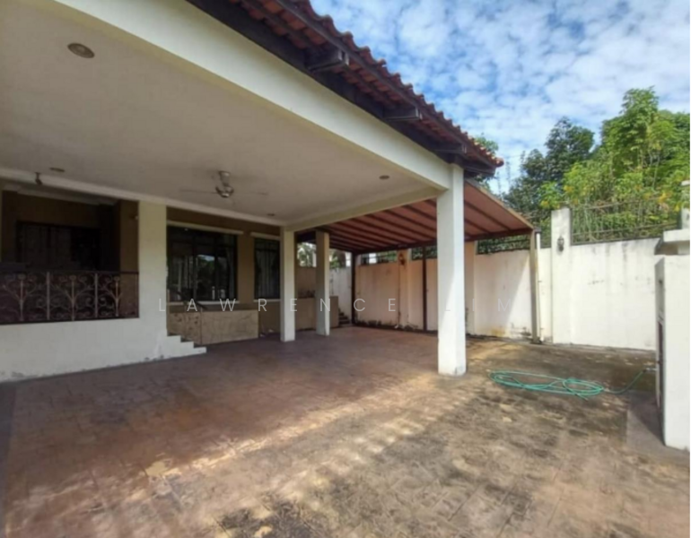 Semi-Detached House for Sale in Taman Yarl (Jalan Klang Lama (Old Klang Road)) - Lawrence Lim - Exterior - PropertyGuru.com.my