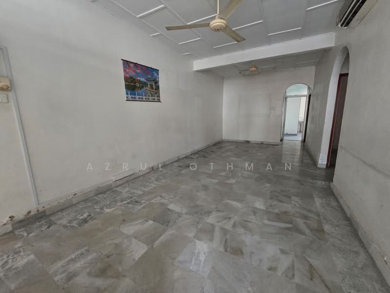 1-storey Terraced House for Rent in Senawang (Negeri Sembilan) - Azrul Othman - Interior - PropertyGuru.com.my