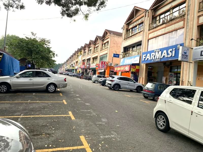 Shop for Sale in Taman Equine (Seri Kembangan) - Brandon Yee - Exterior - PropertyGuru.com.my