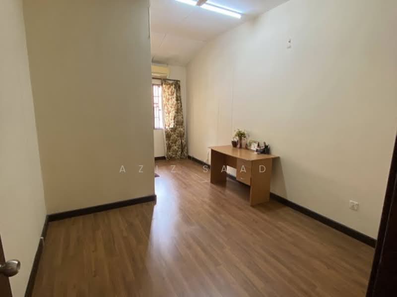 2-storey Terraced House for Sale in Denai Alam (Shah Alam) - Aziz Saad - Study - PropertyGuru.com.my